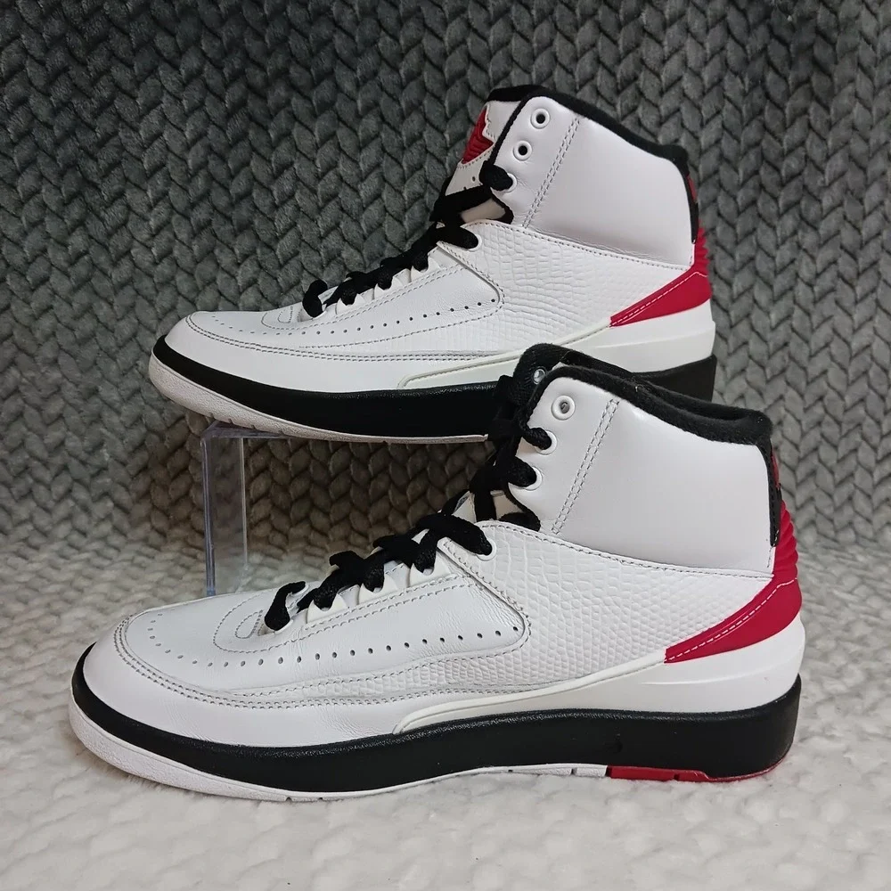 Air Jordan 2 Retro Mid Chicago GS Youth Basketball Sneakers Shoes Size 5.5Y